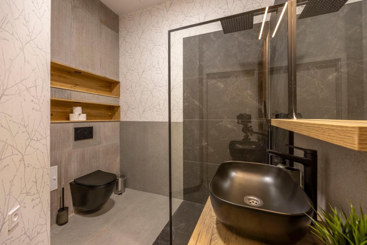 Luxurious & Spacious Central Residence With Balcony Budapest Luaran gambar