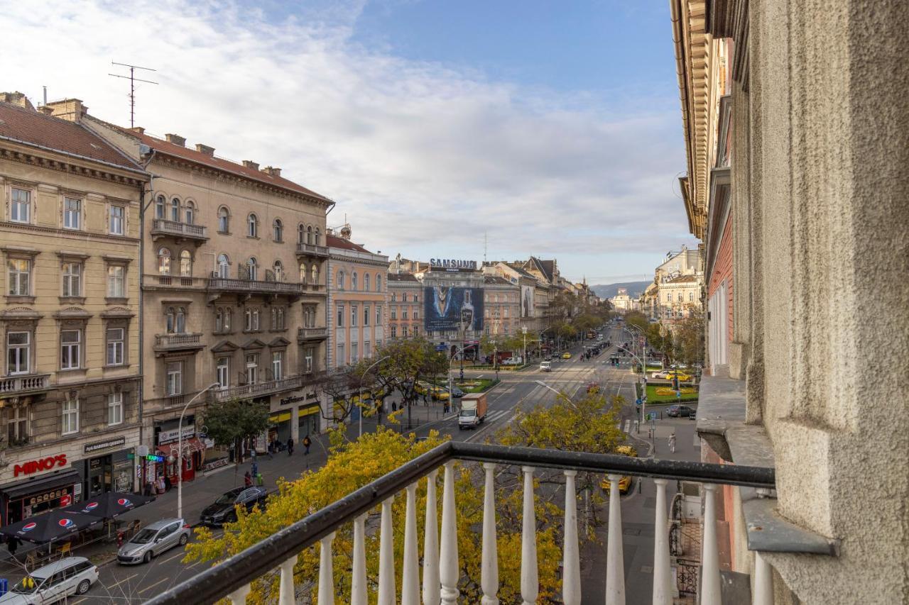 Luxurious & Spacious Central Residence With Balcony Budapest Luaran gambar